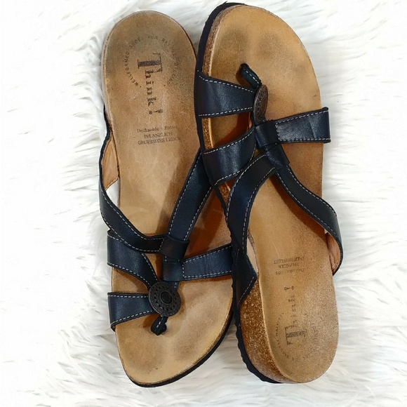 think Shoes - THINK JULIA LEATHER SANDAL SZ 8.5